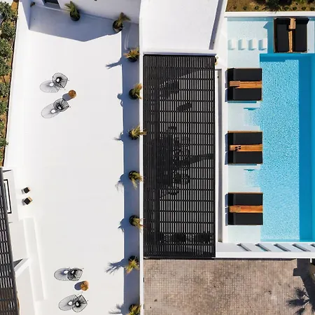 Poseidon Rea Apartment Klouvas